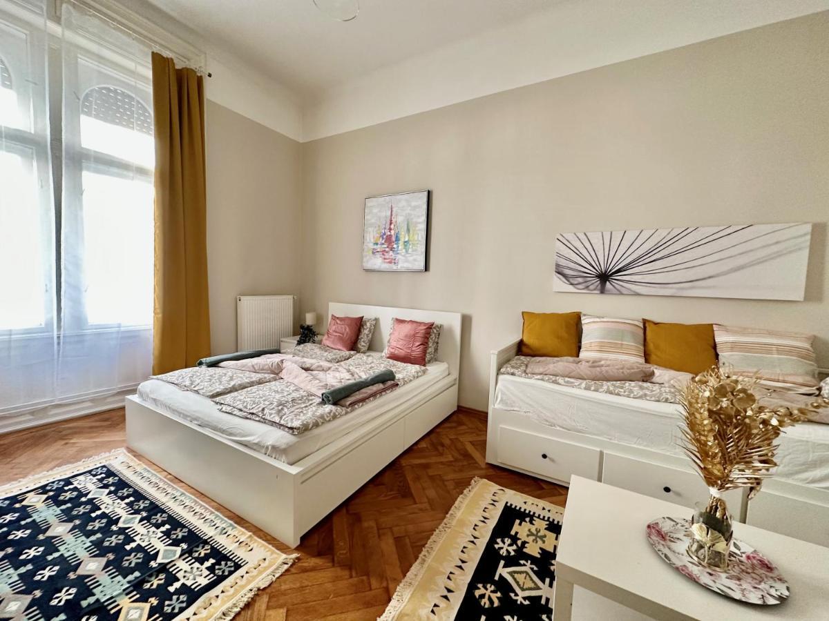 Weinerhouse Design Apartment Budapest Exterior photo